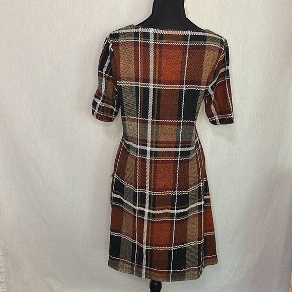 EnFocus Studio Plaid Dress - Size 10 | Button Pocket Detail - Picture 6 of 6